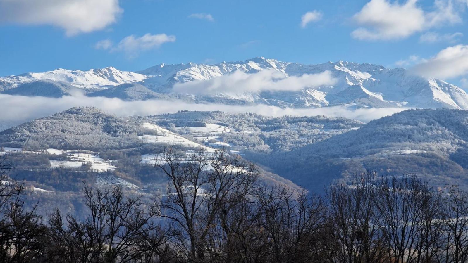 Chateau Monts Blancs Lumbin Esterno foto